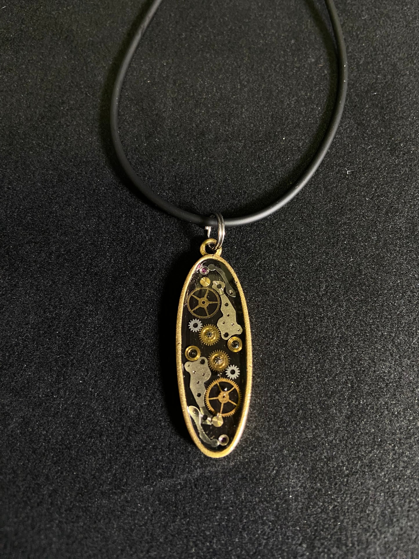 Skinny Oval Pendant Necklace