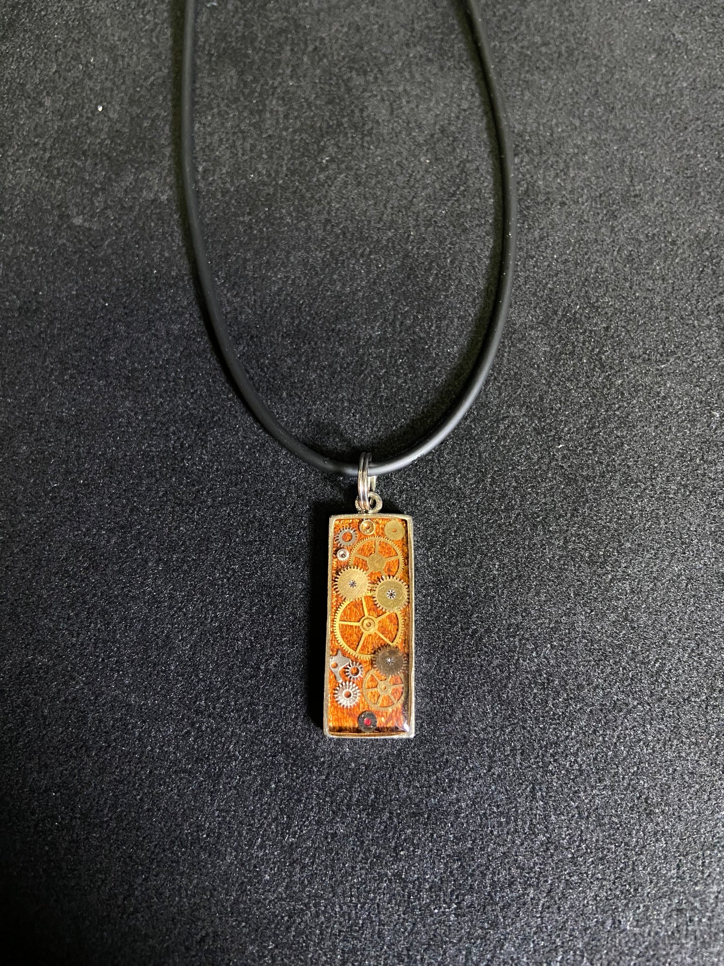 Small rectangle necklace