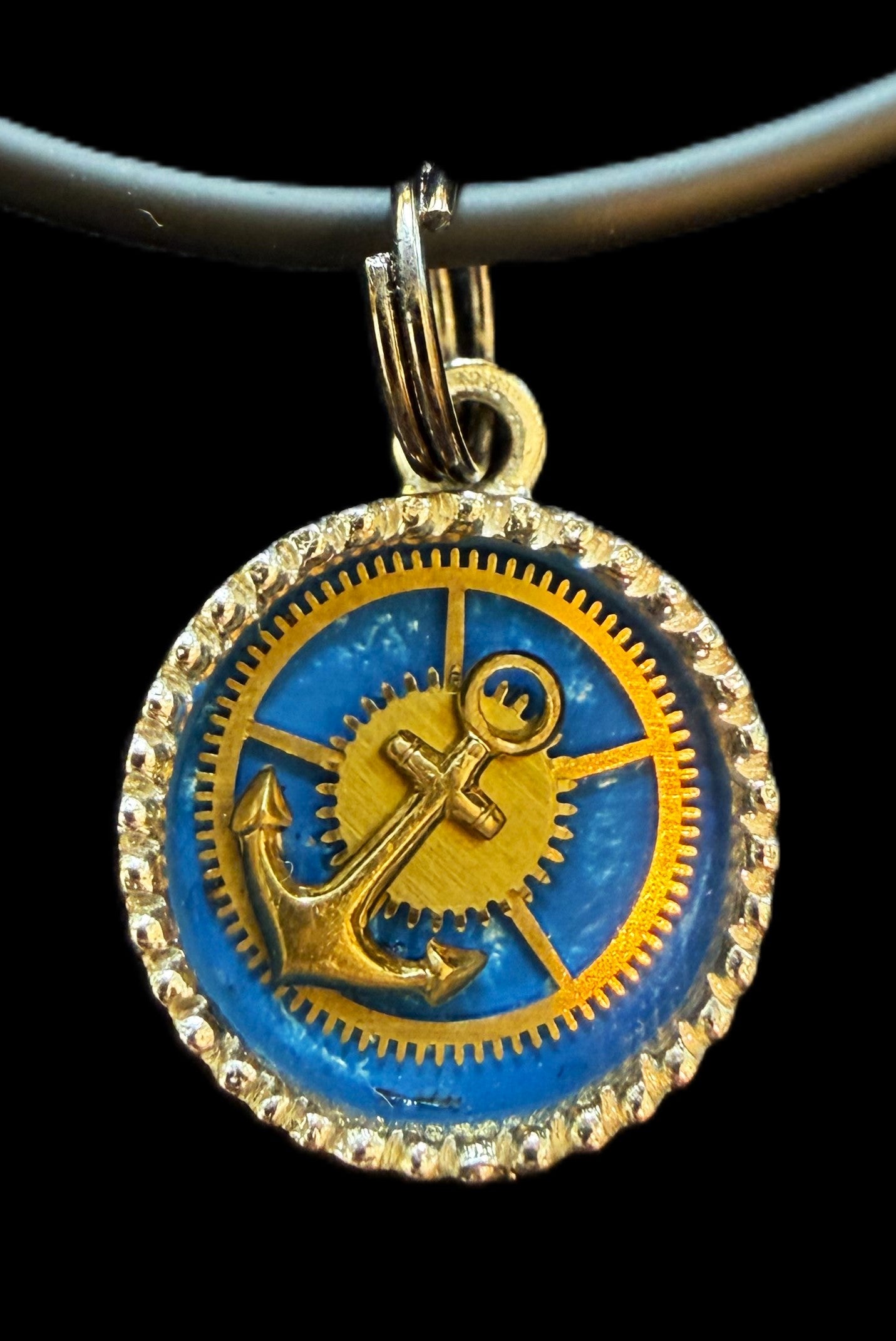 Circle Pendant Necklaces