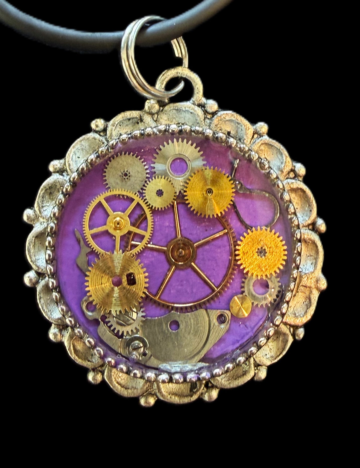 Circle Pendant Necklaces