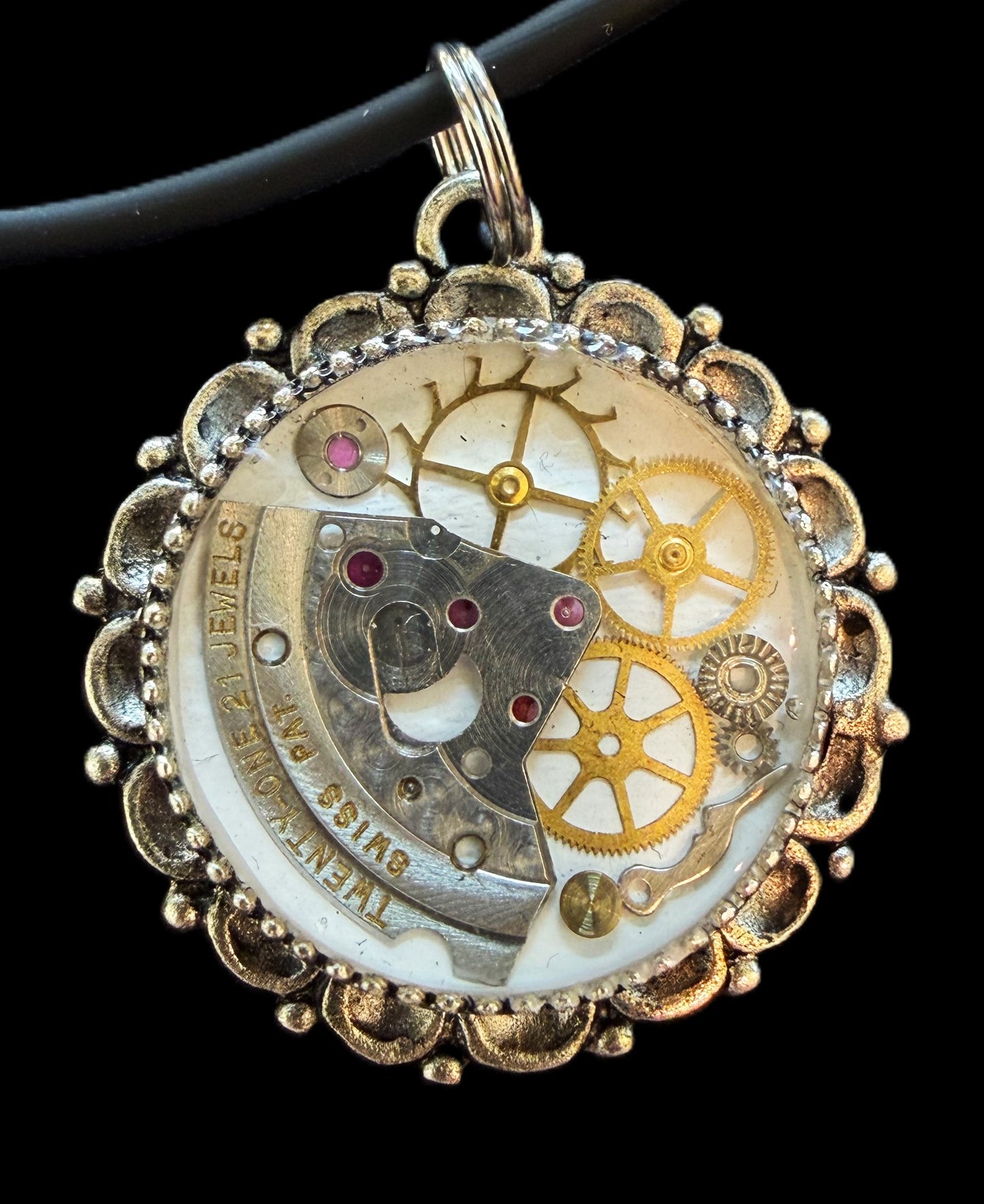 Circle Pendant Necklaces