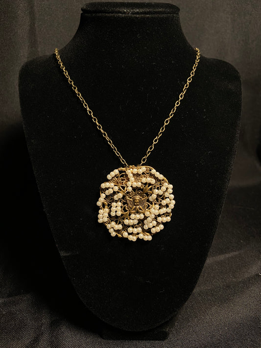 White Bead Wreath Necklace